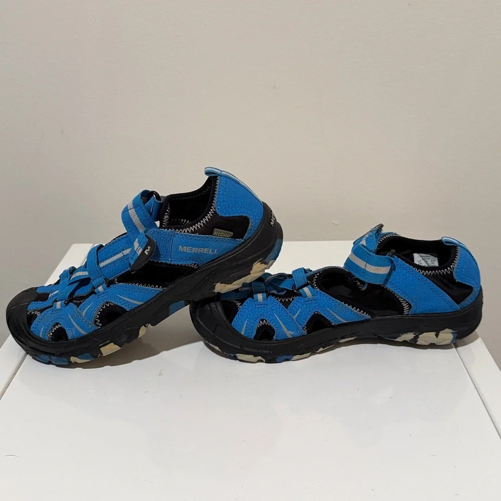 Merrell great preowned